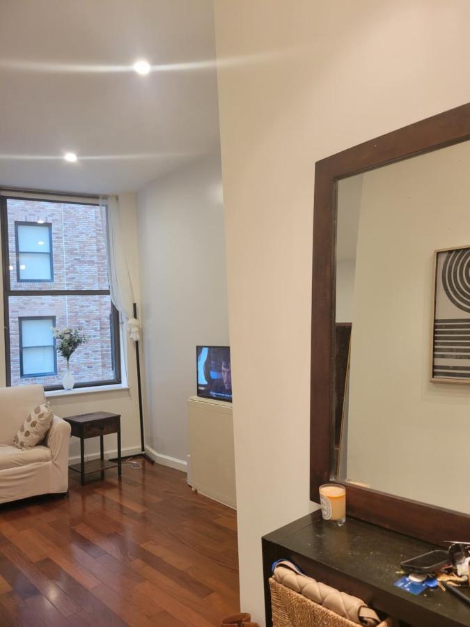 Street Apartment- Near World Trade Center, Ferry, South Street Seaport Apartamento Nova York