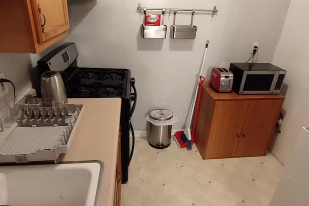 Homestay Private In 4 Bedroom Ground Near Subway New York City