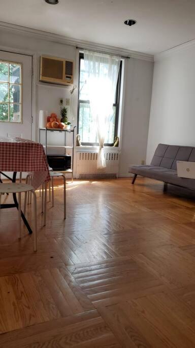 Accommodatie bij particulieren Comfy At Great Townhouse In Williamsburg New York