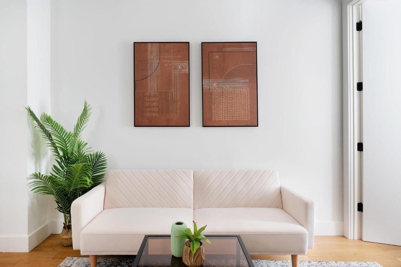1290-13 Newly Renovated 2 Bedrooms In Ues New York