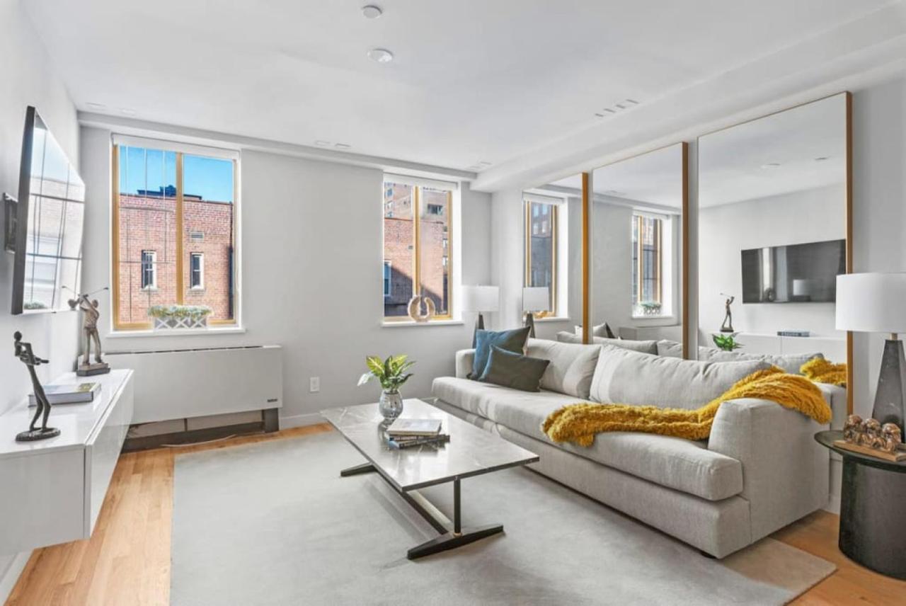 3br Penthouse With Massive Private Rooftop * New York