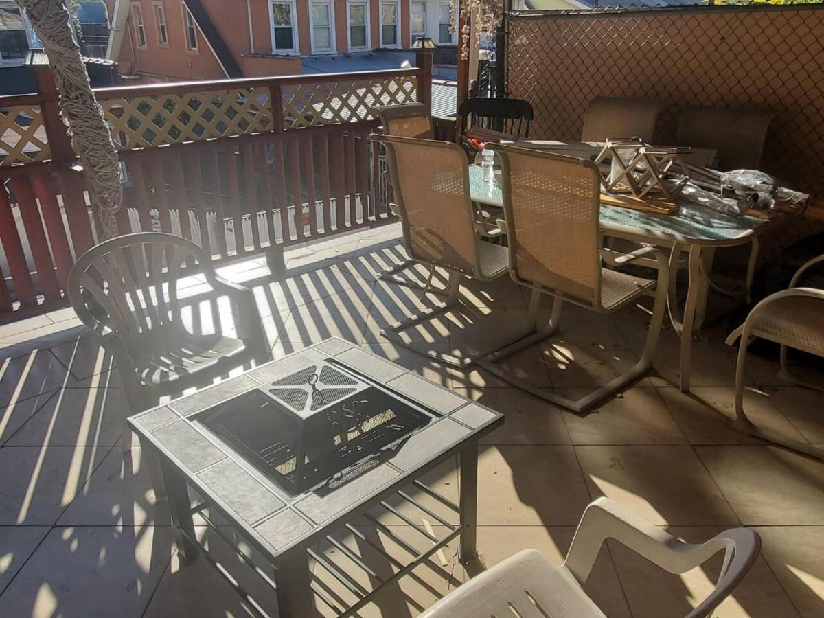 Lovely 2 Bedroom With 2 Entrance And Parking Apartamento