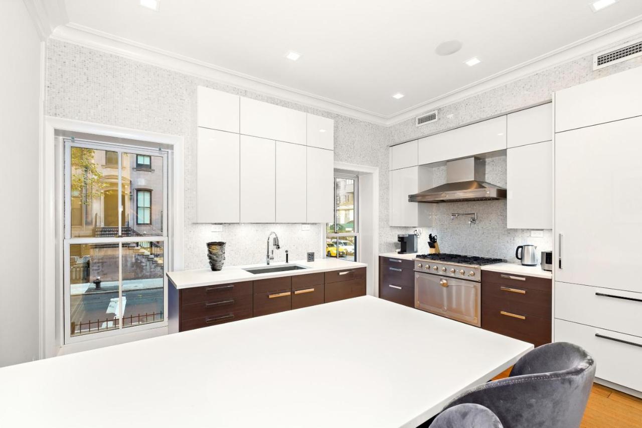 Luxurious 5 Bedroom Townhouse New York