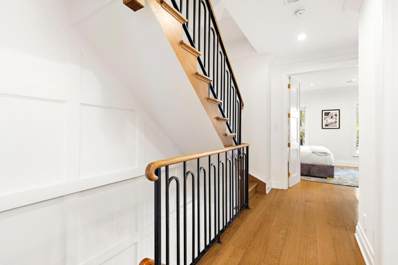 Luxurious 5 Bedroom Townhouse * New York