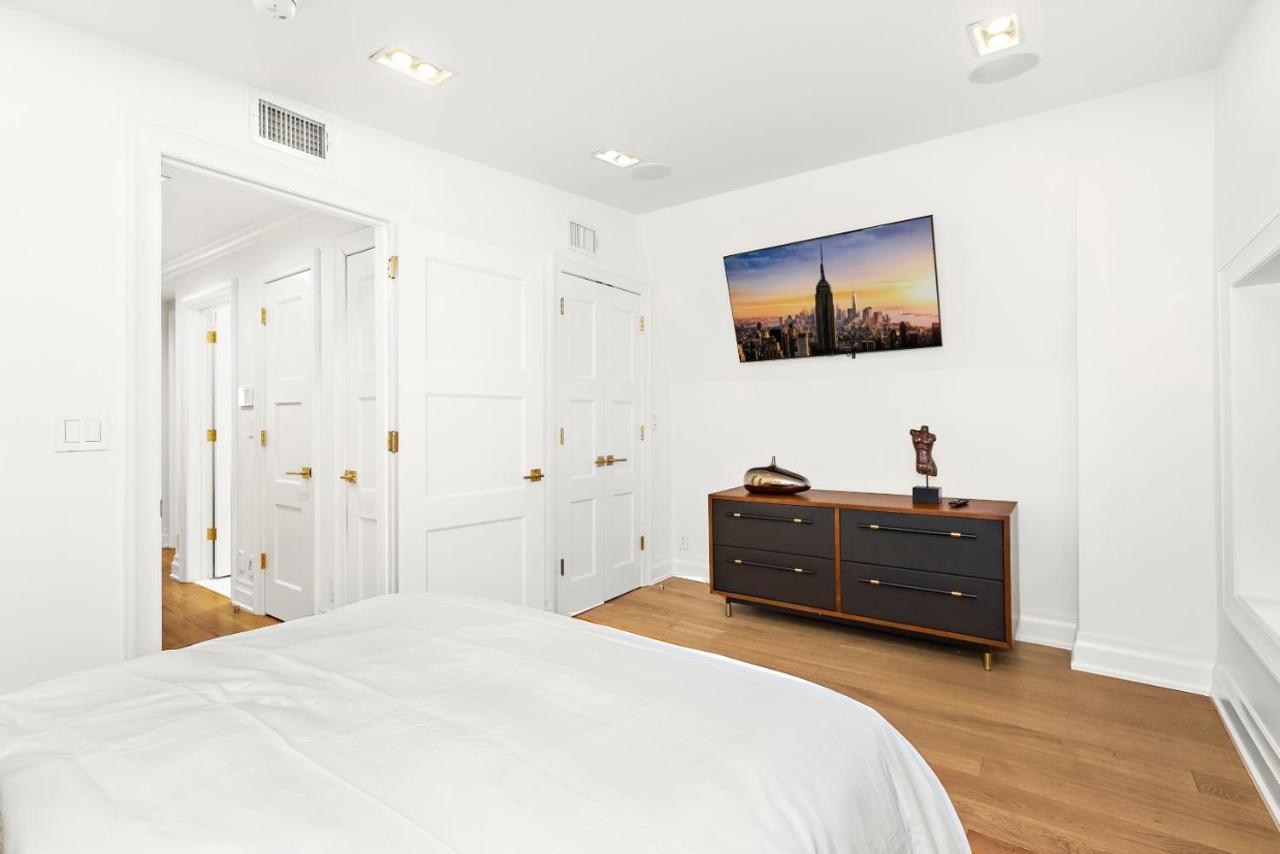 Luxurious 5 Bedroom Townhouse New York