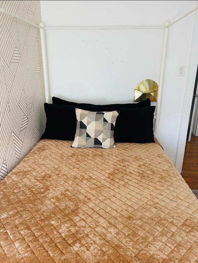 Ny3182-7 Private Rm Full Bed Keypad Shared Bathroom Appartement *