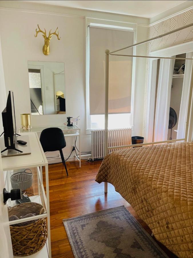 Ny3182-7 Private Rm Full Bed Keypad Shared Bathroom New York