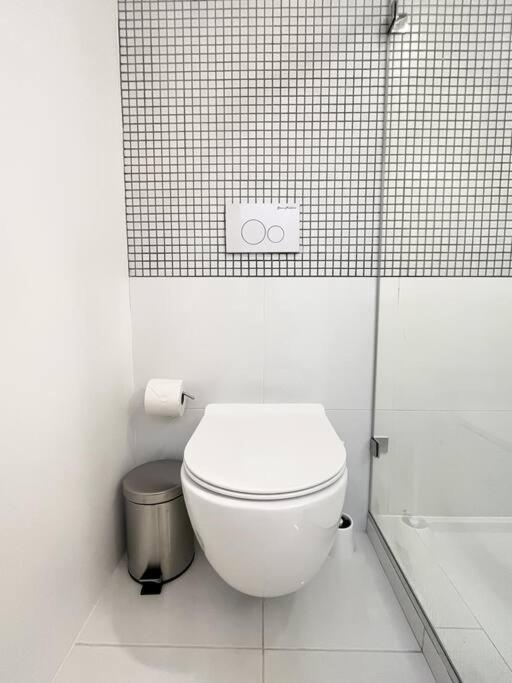 Appartement New Cozy Modern Minimalist In Brooklyn At Rem-casa