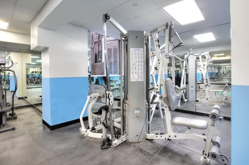73-1204 New Uws Doorman Gym Appartement New York