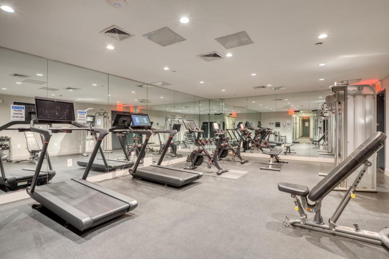 Murray Hill 1br W Gym Nr Empire State Building Nyc-1304 New York