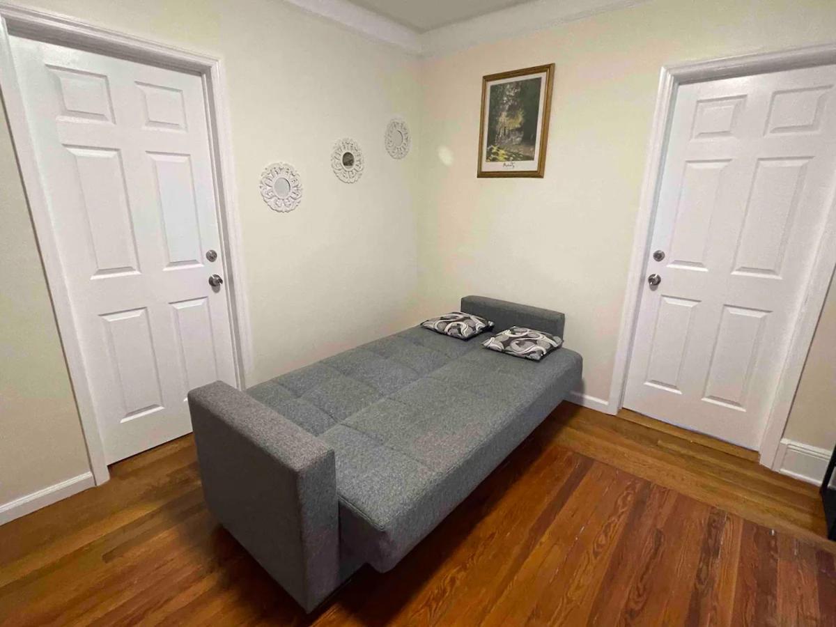 Lejlighed Entire Beautiful 2br L. Convenient Location In The Heart Of Queens!