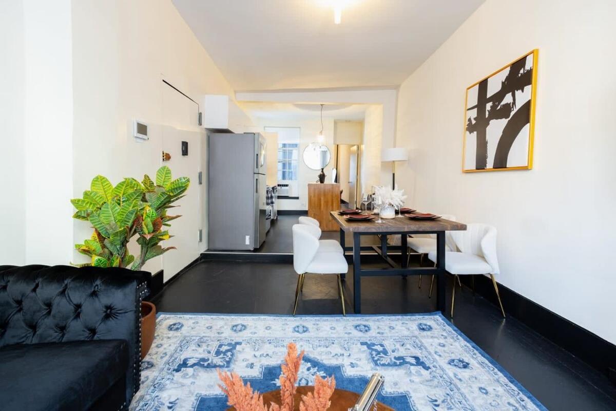 E10-1 Designer East Village Townhouse 1br Appartement New York
