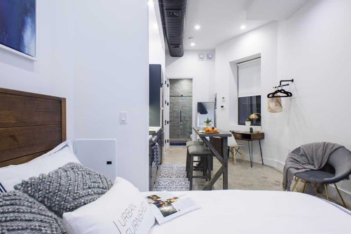 3-2 New Prime E Village Private Outdoor! * New York