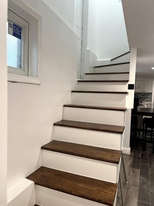 Modern & Cozy Basement Near Jfk Airport