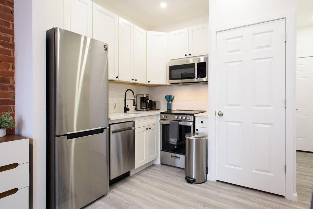 240-11 New Prime Upper East W&d Appartement