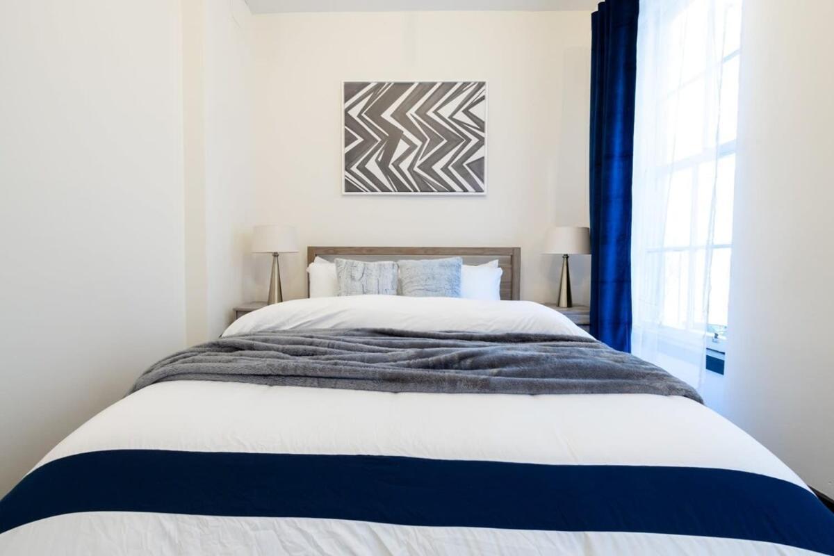 Appartement E10-1 Designer East Village Townhouse 1br *