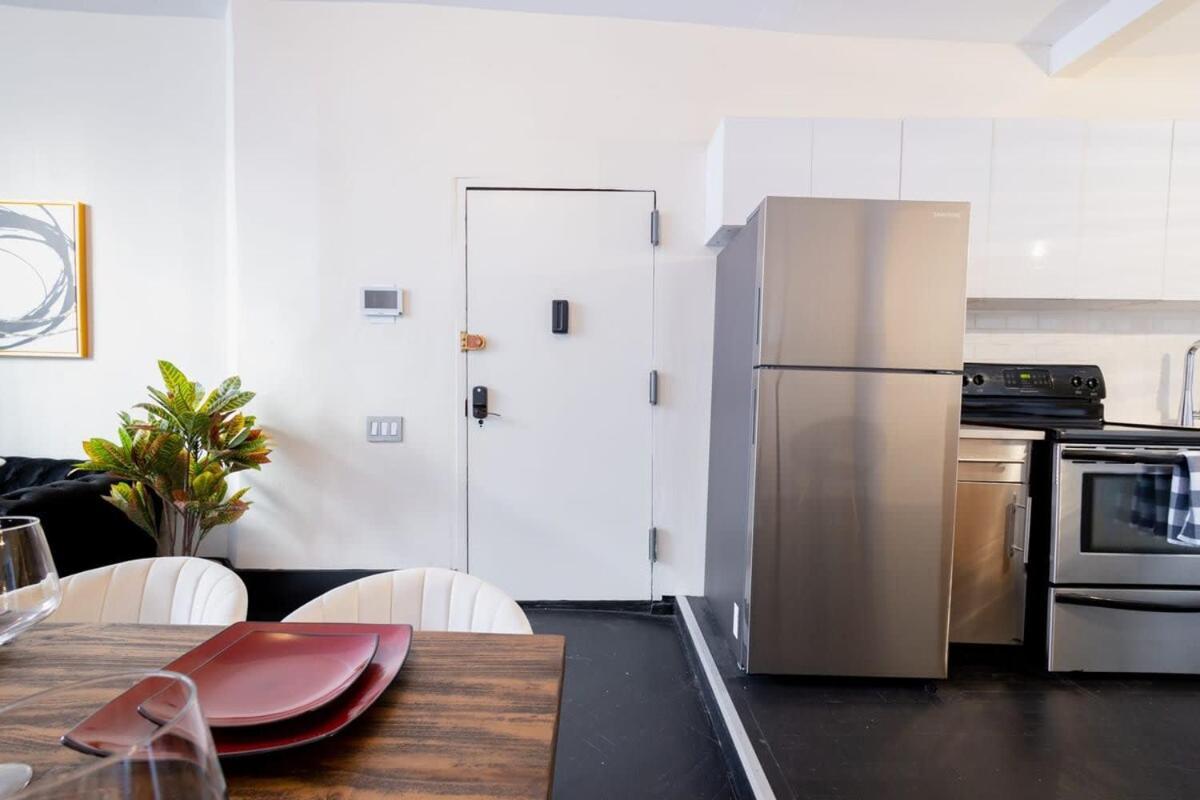 E10-1 Designer East Village Townhouse 1br Appartement New York