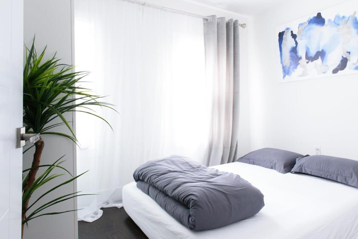 39-3 Newly Renovated 3 Bedroom Prime Midtown Sleeps 6 Appartement