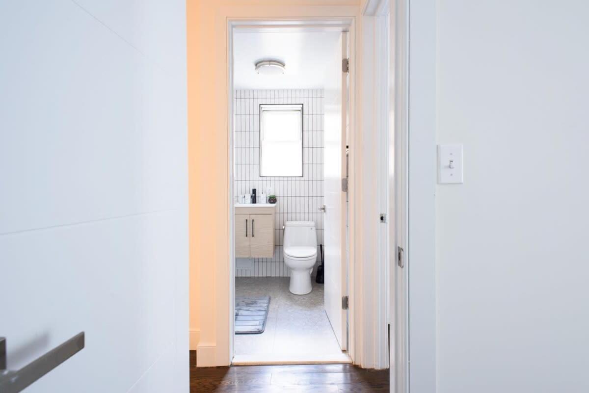 Appartement 39-3 Newly Renovated 3 Bedroom Prime Midtown Sleeps 6 *