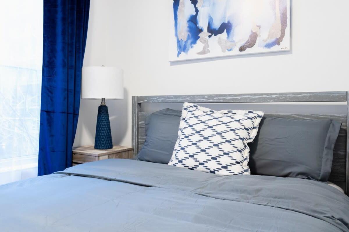 39-2 Renovated 3br Prime Hudson Yards Area Apartment