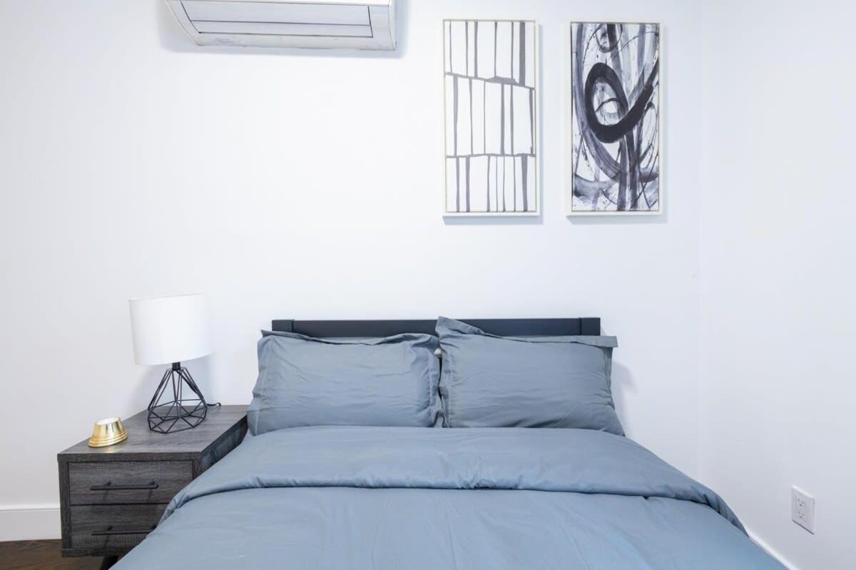 39-2 Renovated 3br Prime Hudson Yards Area Apartment *