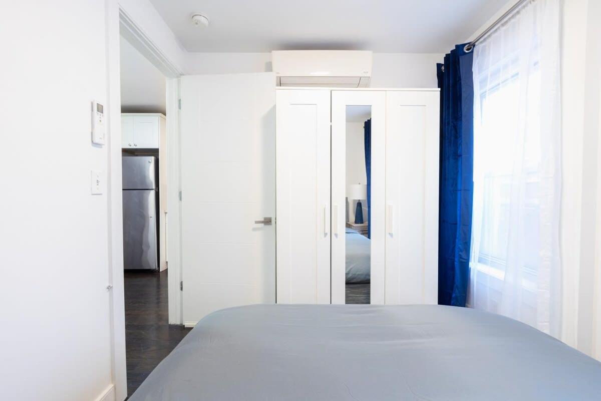 39-2 Renovated 3br Prime Hudson Yards Area Apartment *