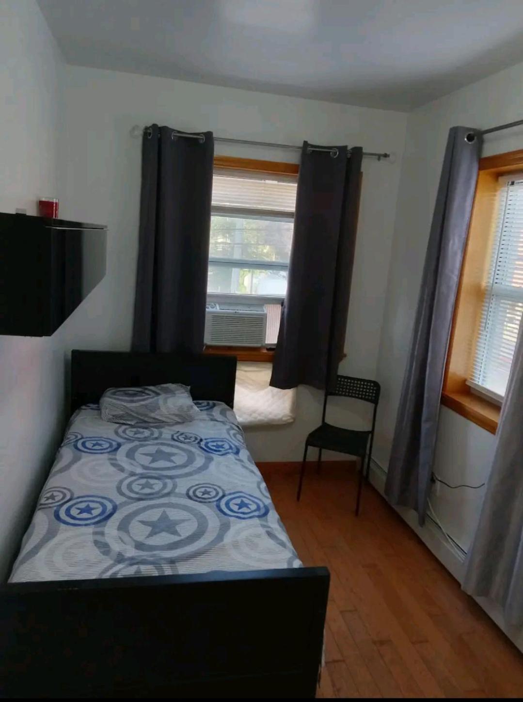 Séjour chez l'habitant Comfortable And Simple For One Person Near Manhattan On Train New York