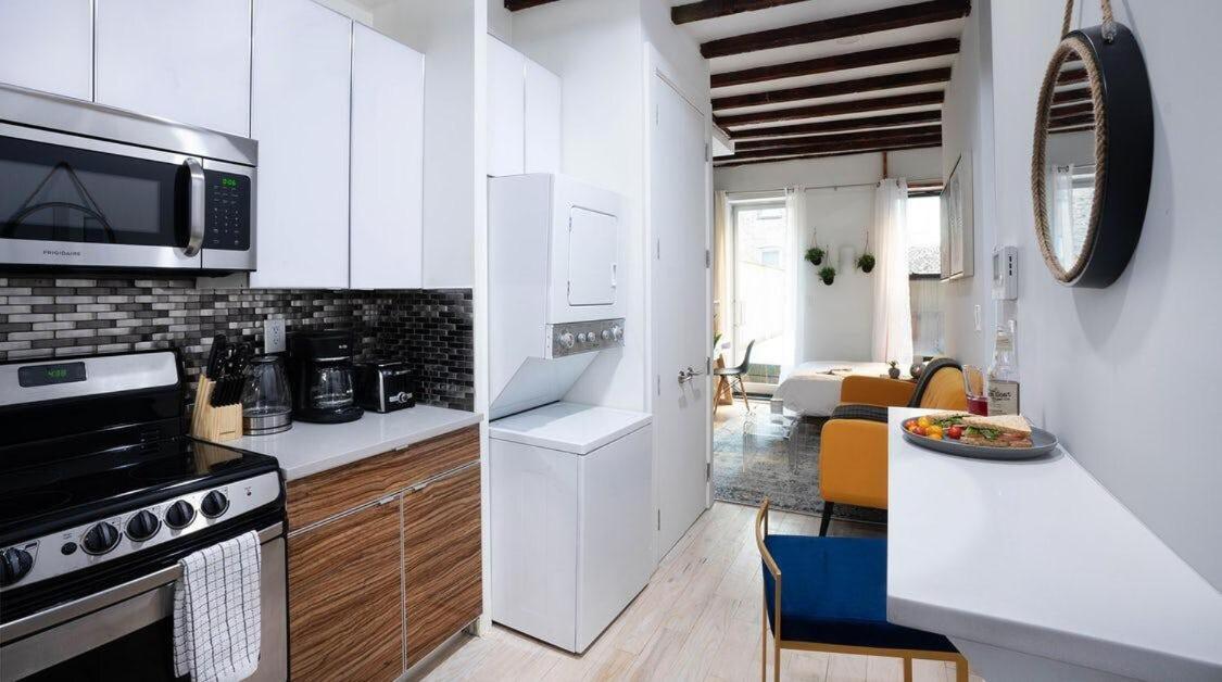 24-3 Prime Gramercy New W D Terrace New York