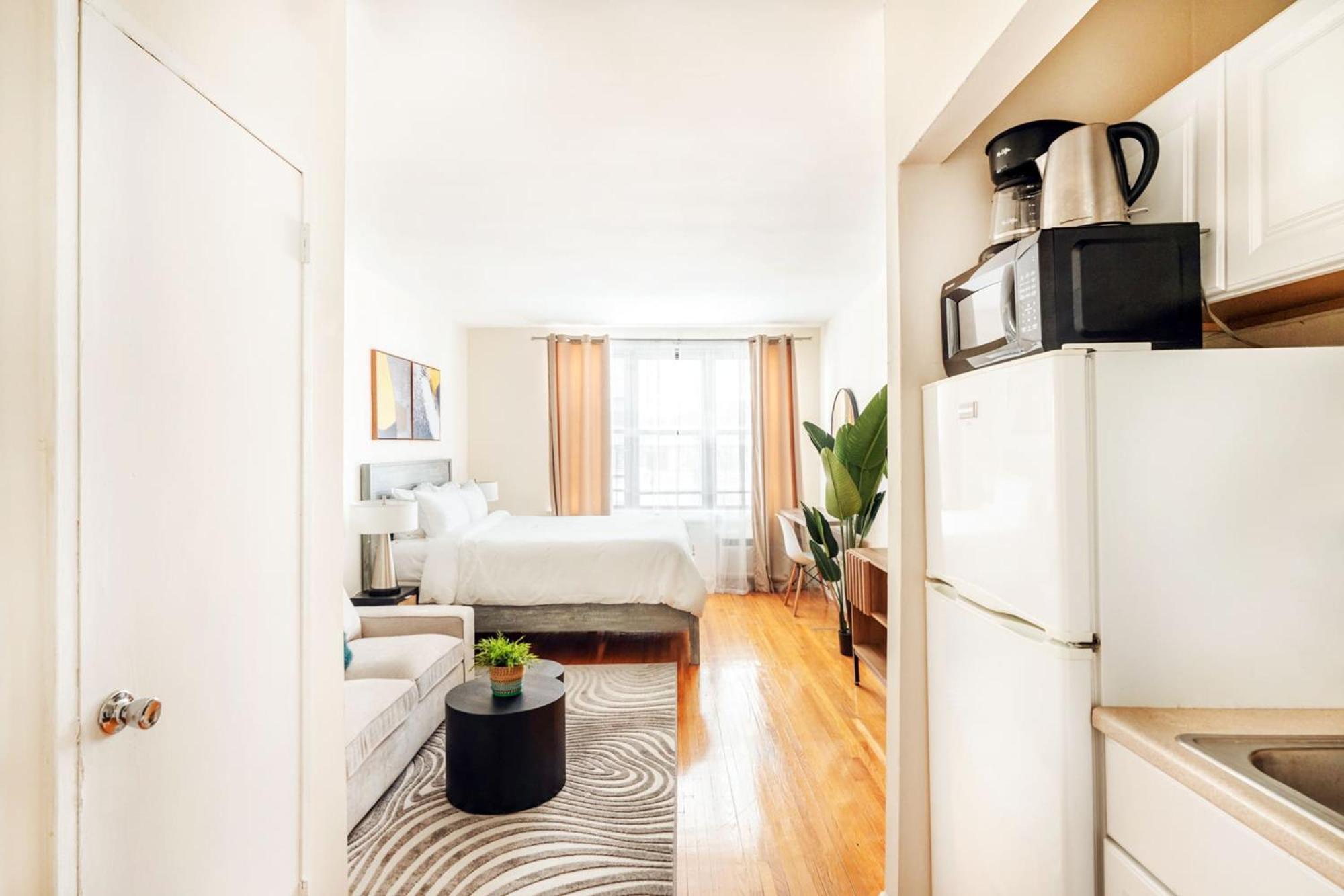 338-3b Union Square Newly Reno Sleeps 3 * New York