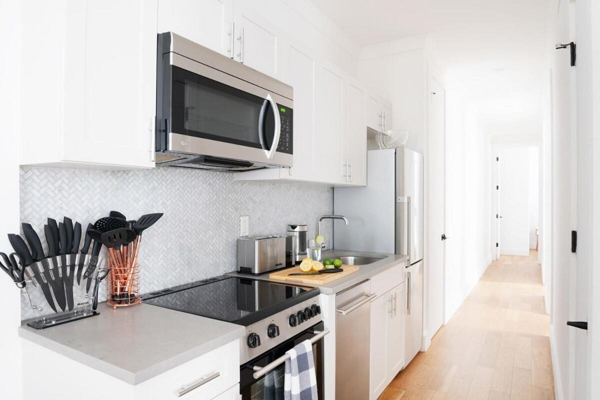 403-3c Newly Renovated 3br In Prime Ues *
