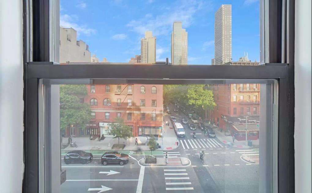 89-3fs Newly Furnished 2br 1bath Ues * New York