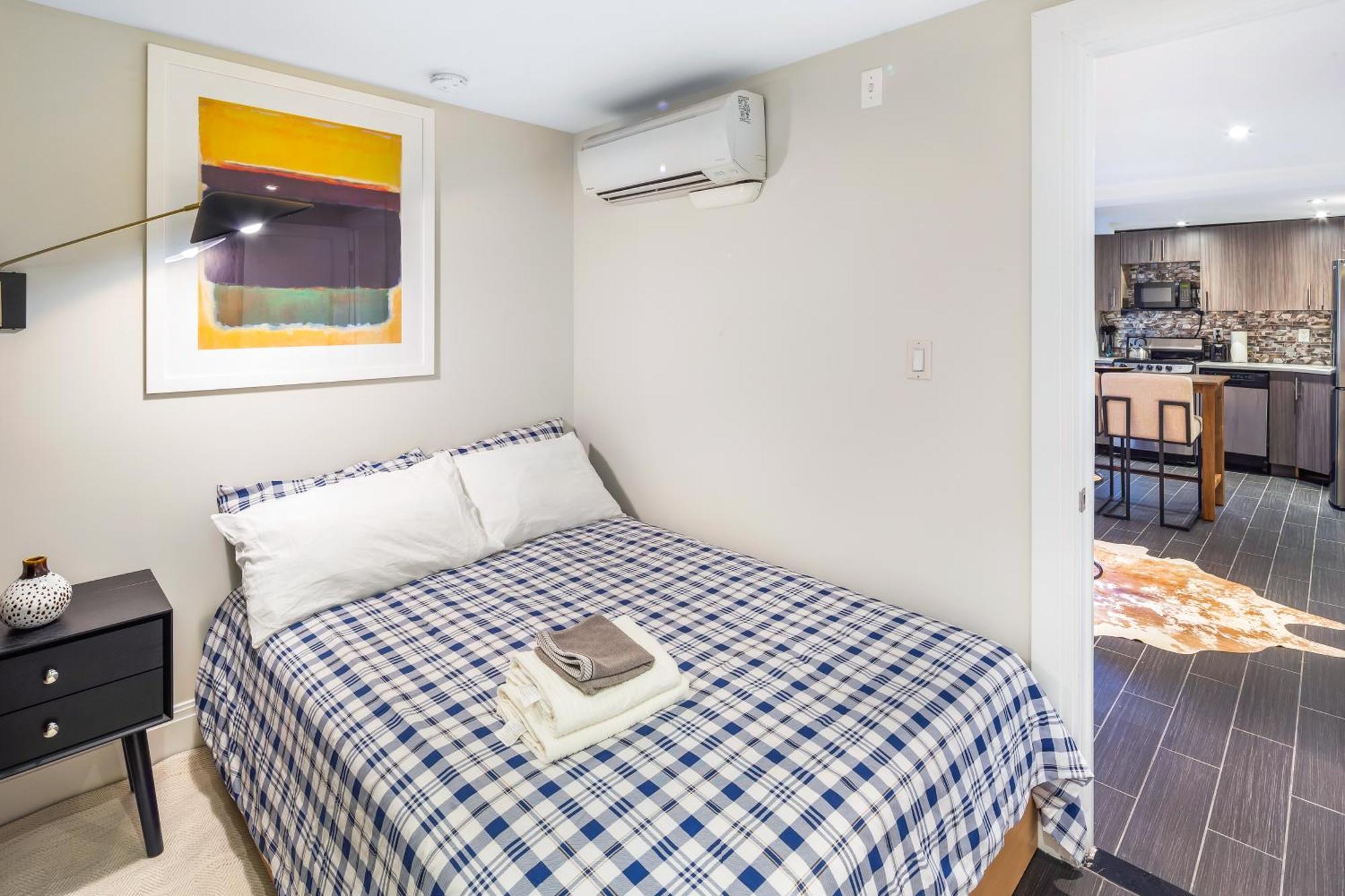 Paradise Suites * New York