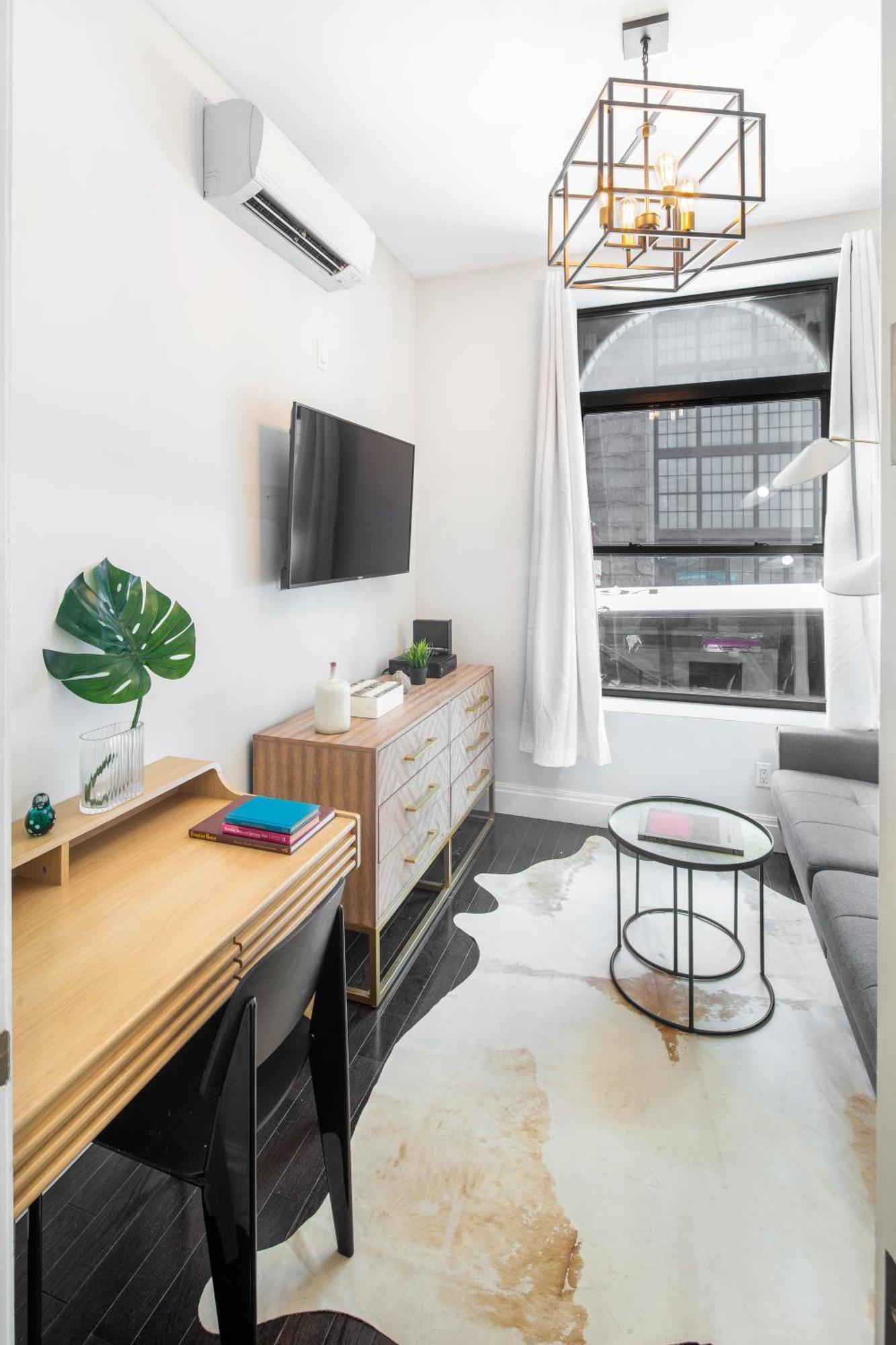 Paradise Suites * New York