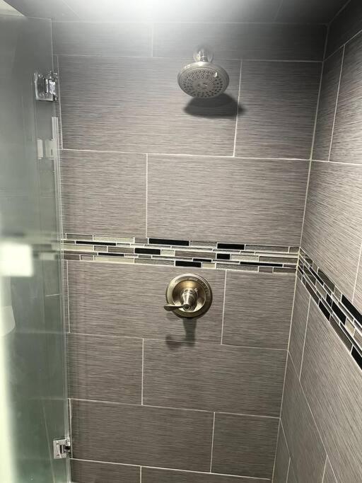 Appartement Modern & Cozy Basement Near Jfk Airport *
