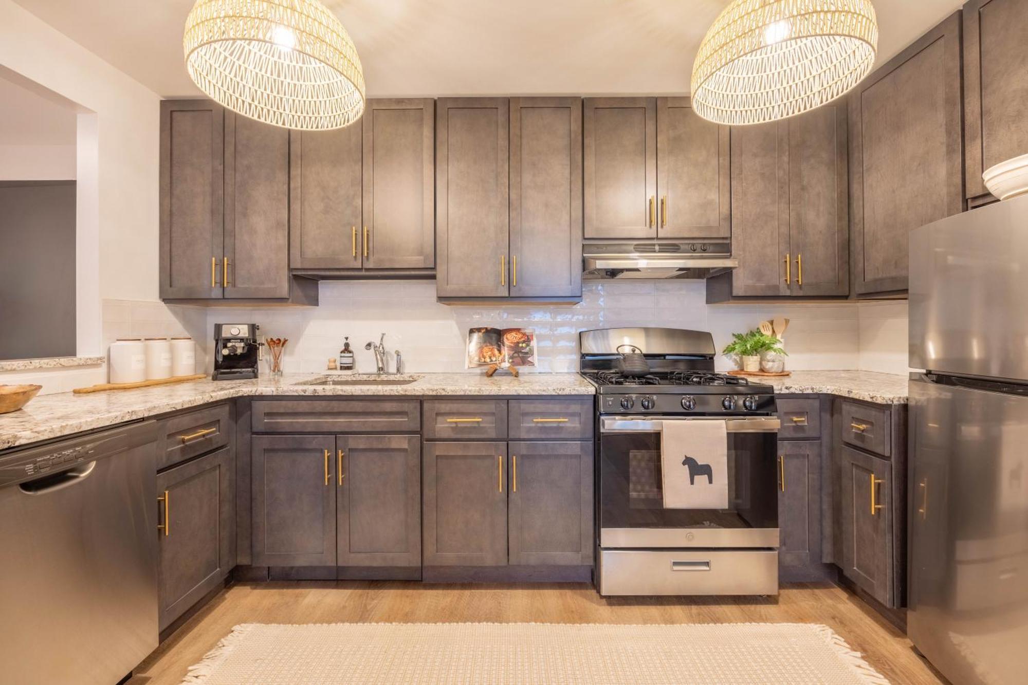 Designer Apt For 6, City Views, Near Times Square! Lejlighed *