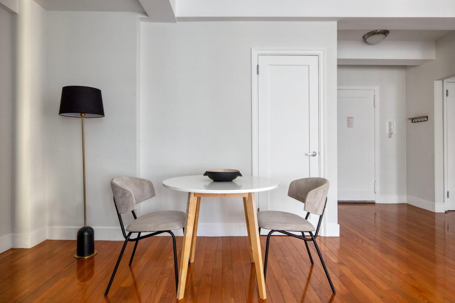 Lenox Hill 1br W Gym Nr Modern Museum Of Art Nyc-1285 *
