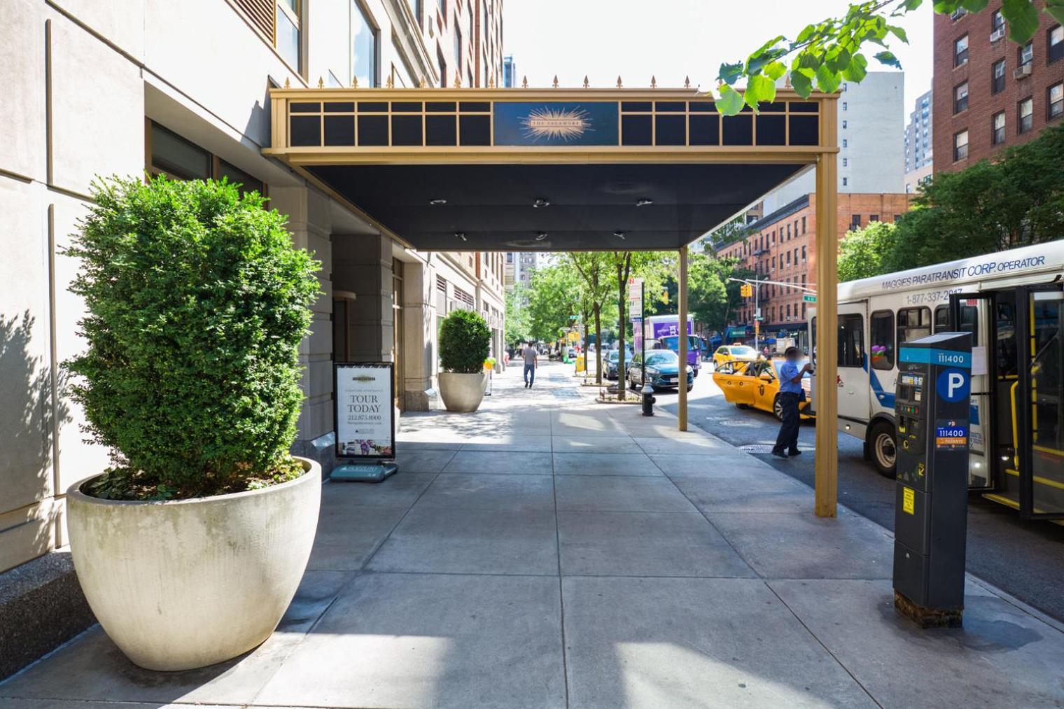 Uws 2br W Playroom Rooftop Nr Park Nyc-859 Appartement New York