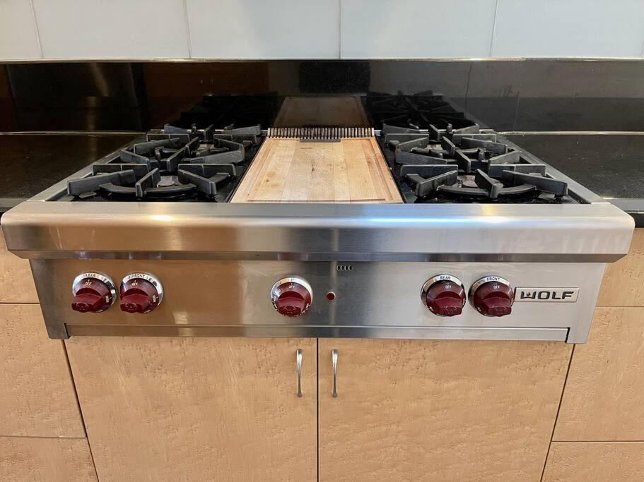 Private Townhome Near Un Сasa de vacaciones Nueva York