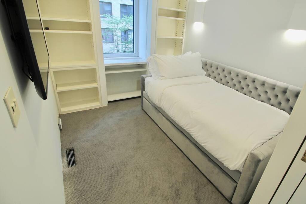 Private Townhome Near Un Nueva York