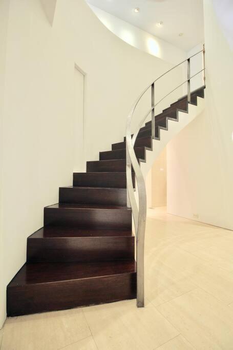 Private Townhome Near Un Сasa de vacaciones