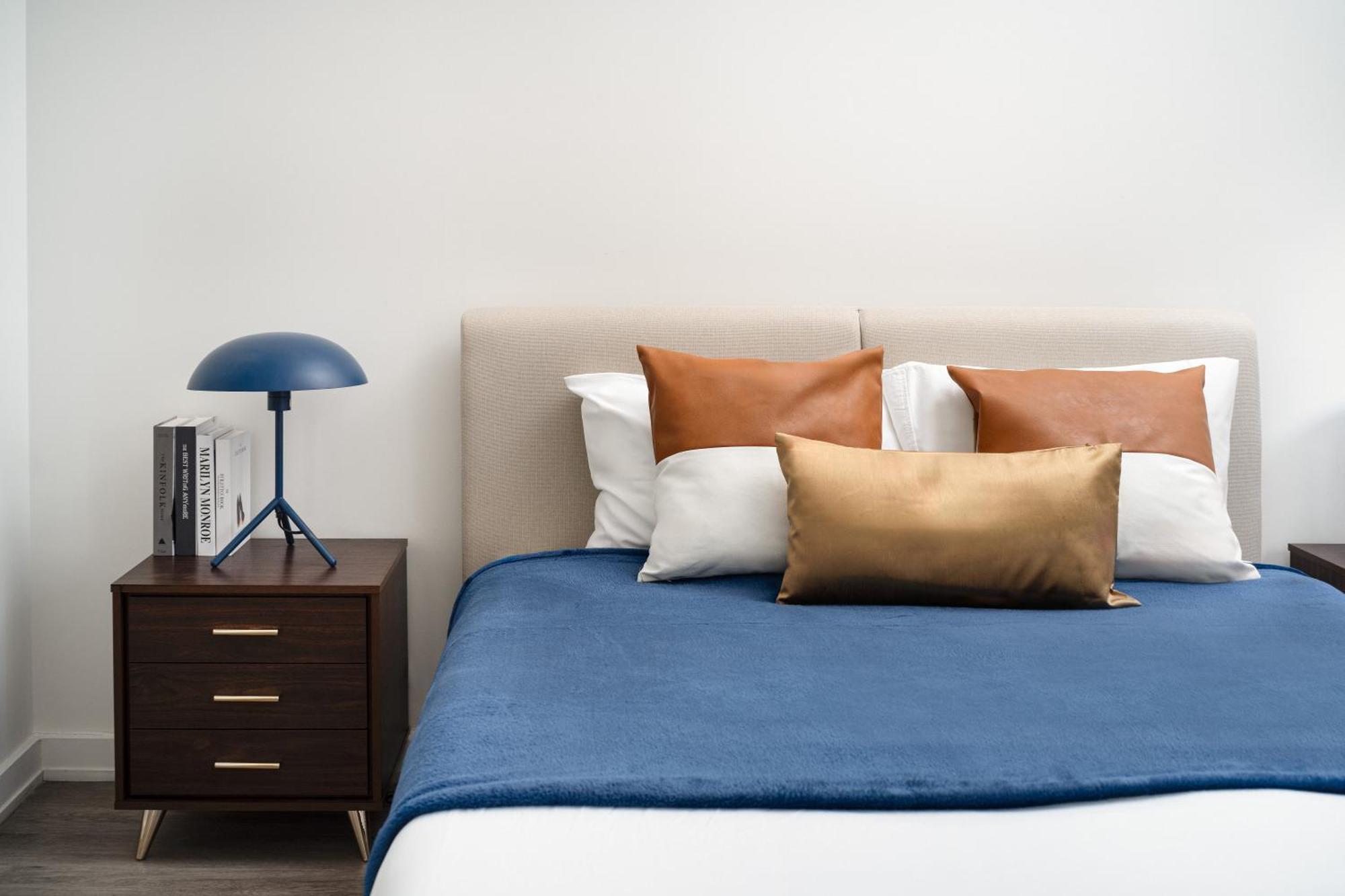 Luxury 2bd Nr St Gym Rooftop W/d Apartamento