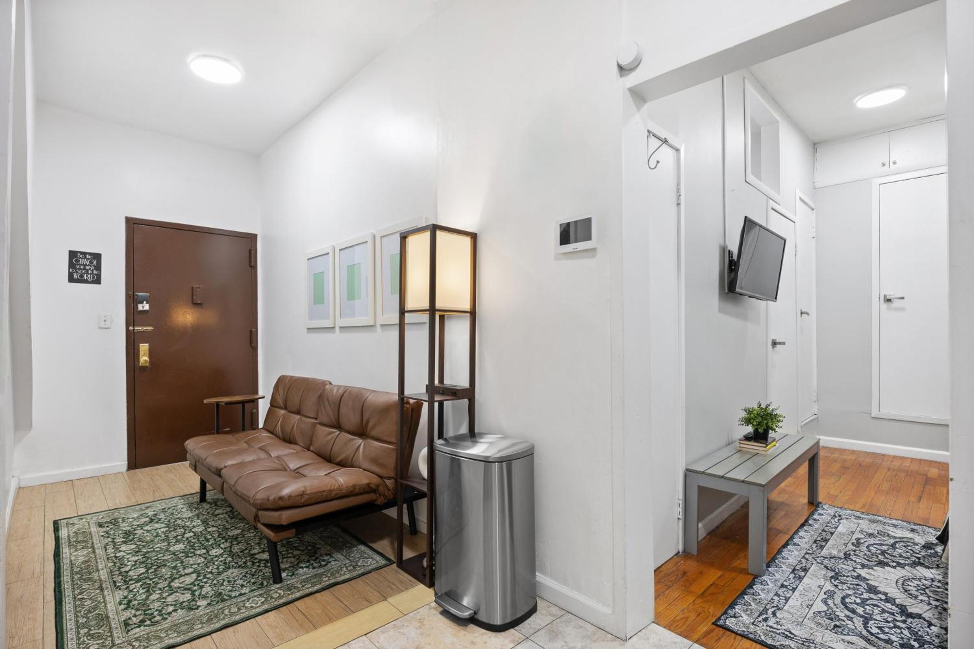 Sleek 2br - Walking Distance To Times Square Appartement *