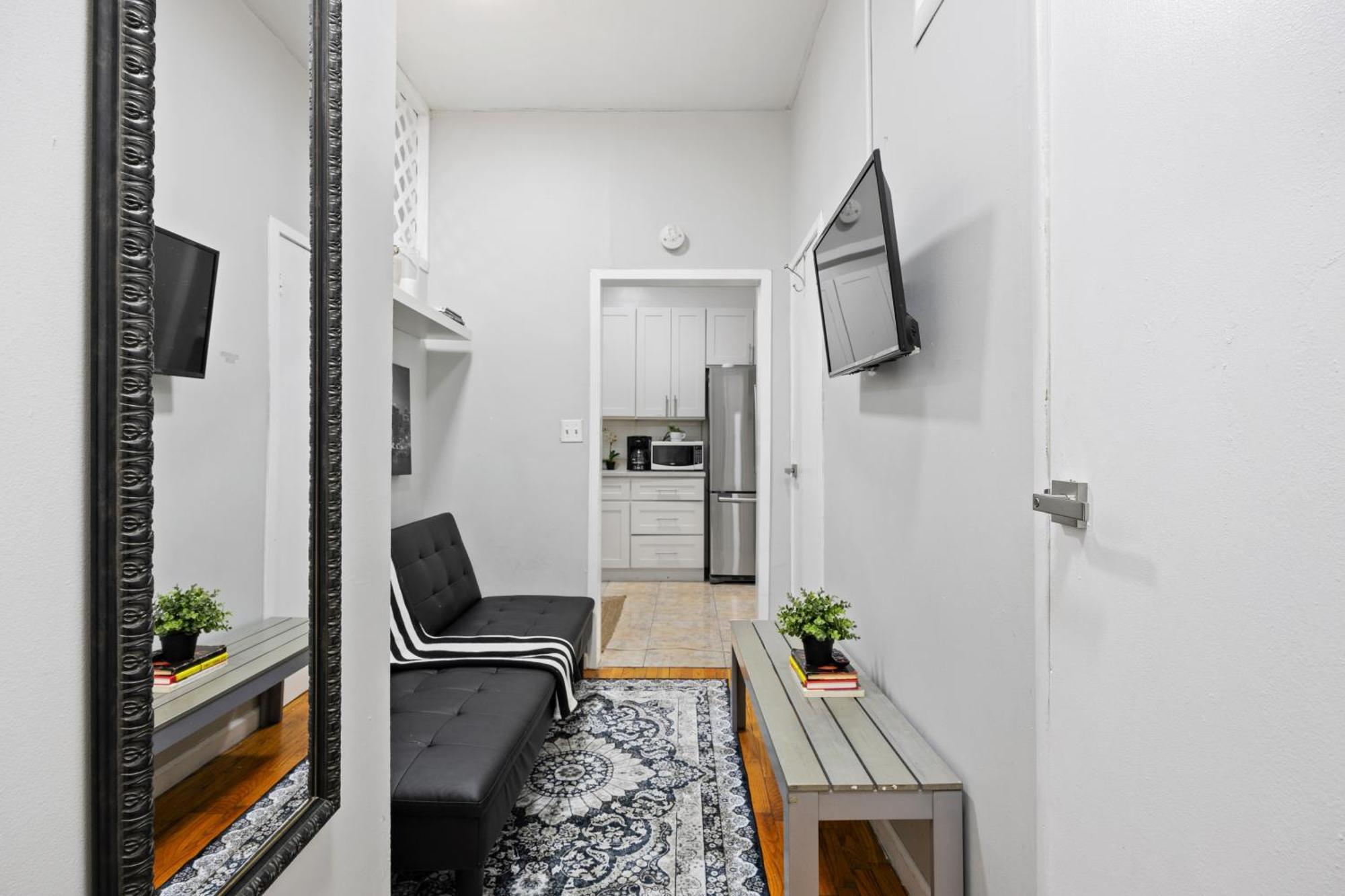 Sleek 2br - Walking Distance To Times Square Appartement New York