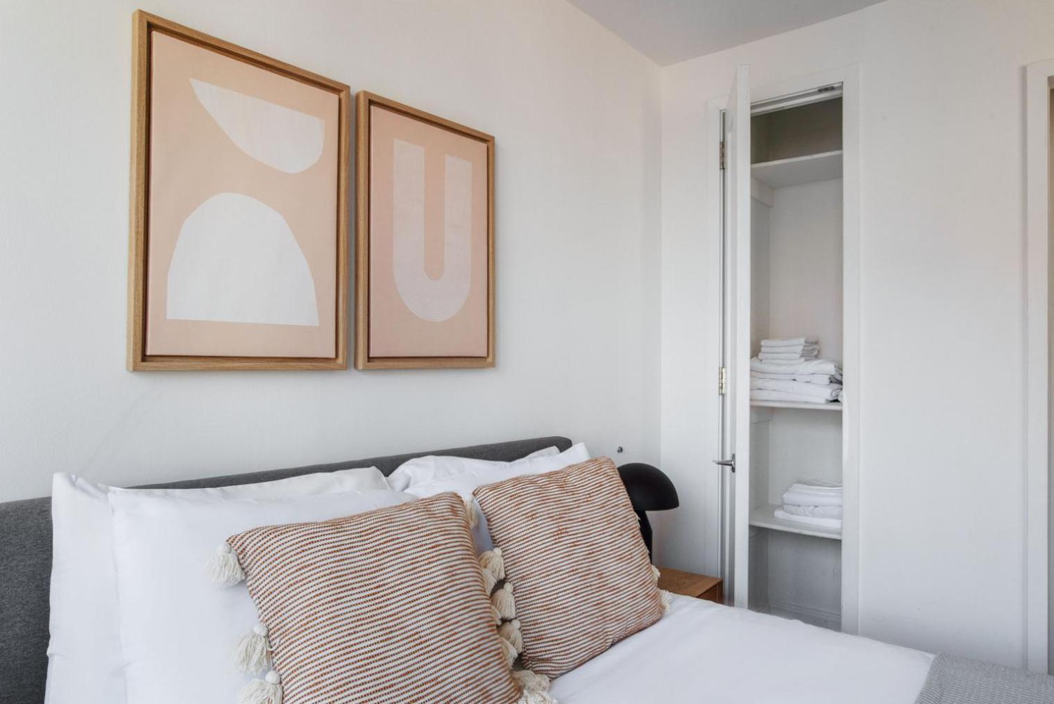 Tribeca Studio W Tons Of Light Gym Pool Nyc-118 Appartement *