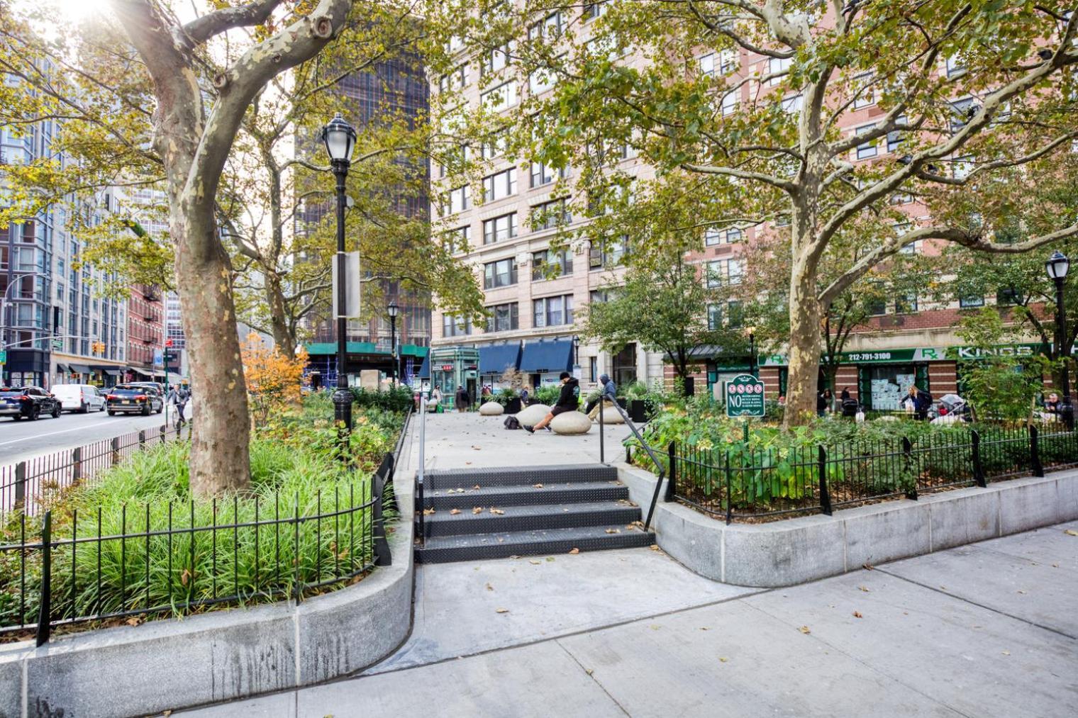 Tribeca Studio W Tons Of Light Gym Pool Nyc-118 Appartement