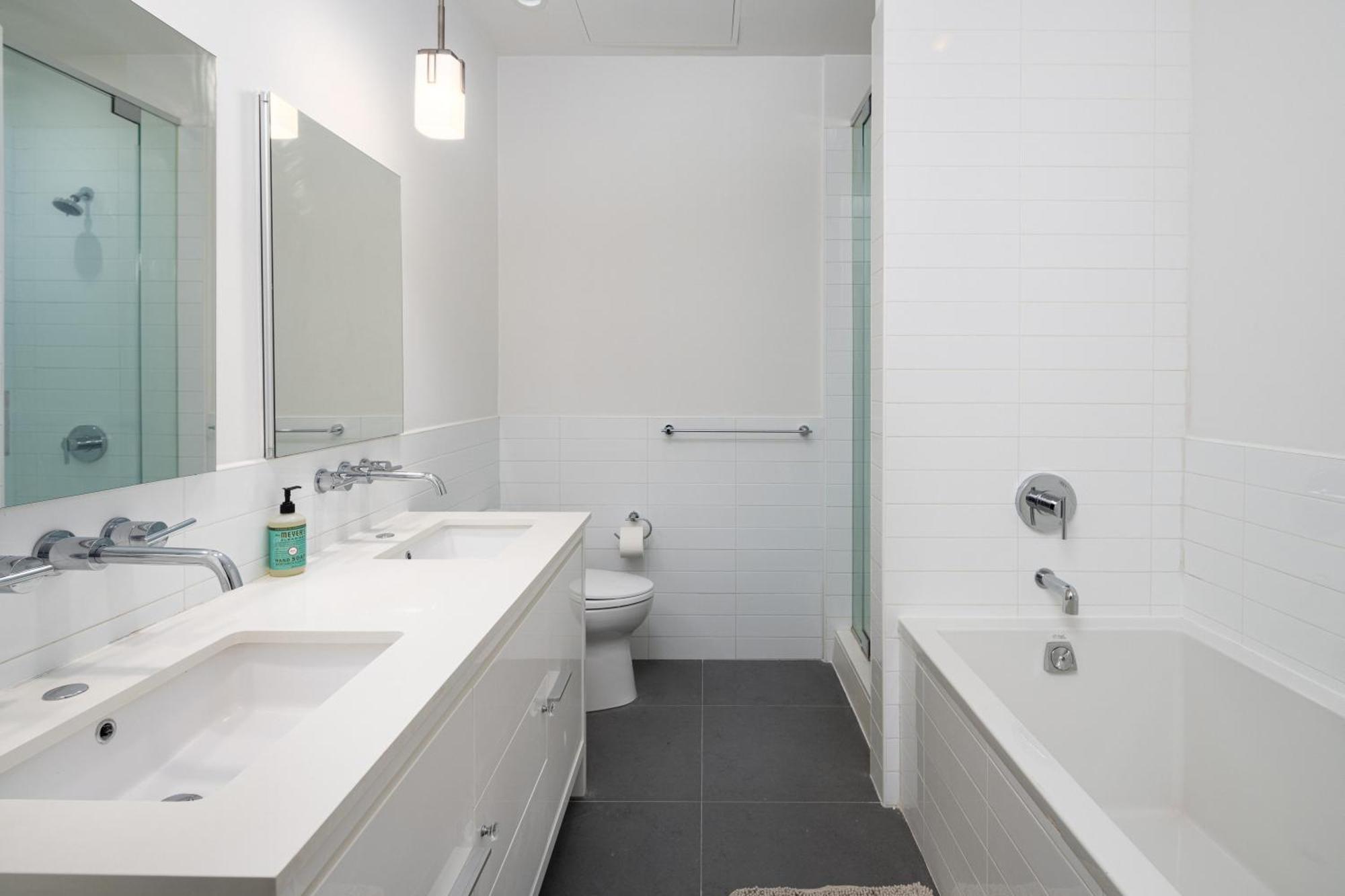 Chic 1bd With Rooftop W/d In Unit Downtown Appartement New York