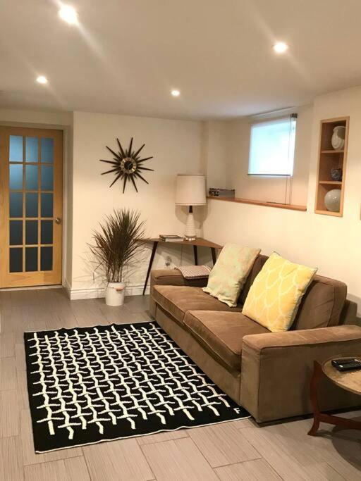 The Griffin B And B, Private Two Bedroom In Victorian Ditmas Park Appartamento