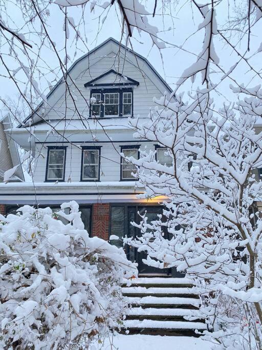 The Griffin B And B, Private Two Bedroom In Victorian Ditmas Park Appartamento *