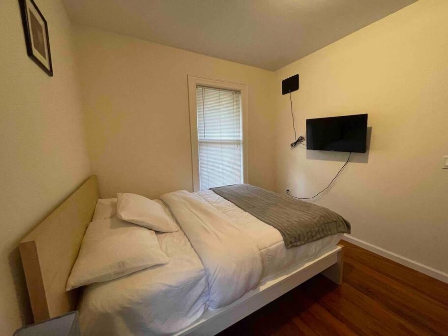 Entire Beautiful 1br For You! R Appartement