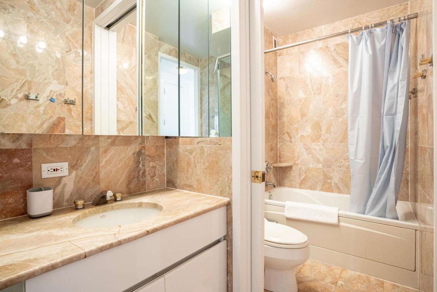 Appartamento Midtown East 2br W Doorman Gym Nr Bloomingdales Nyc-1353 New York
